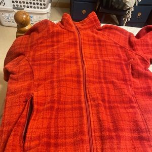 columbia red zip up sweatshirt